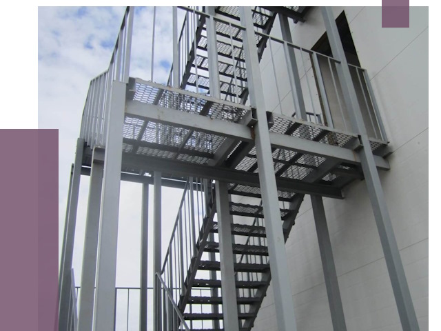 Монтаж пожарных лестниц в Краснокамске от 7704 руб.