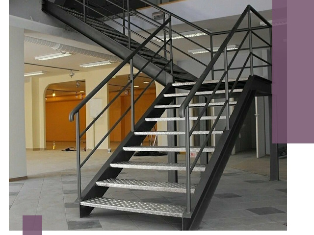 Лестницы для офиса в Краснокамске: изготовление, монтаж, демонтаж