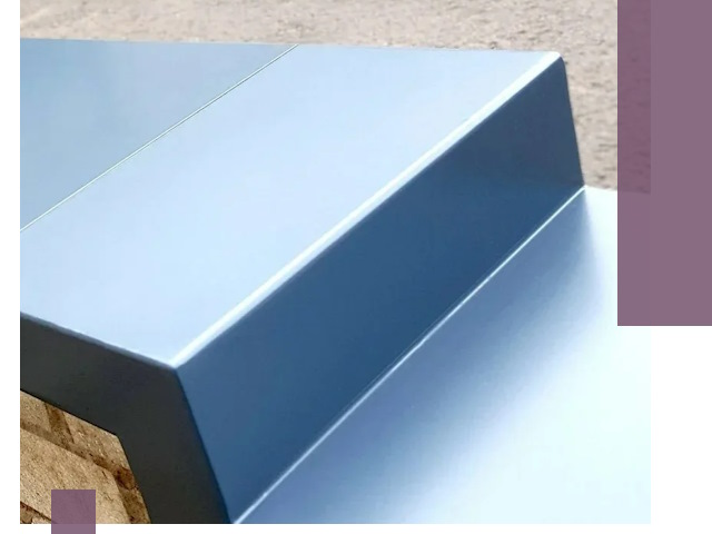 Крышки на парапет в Краснокамске: изготовление и монтаж под ключ