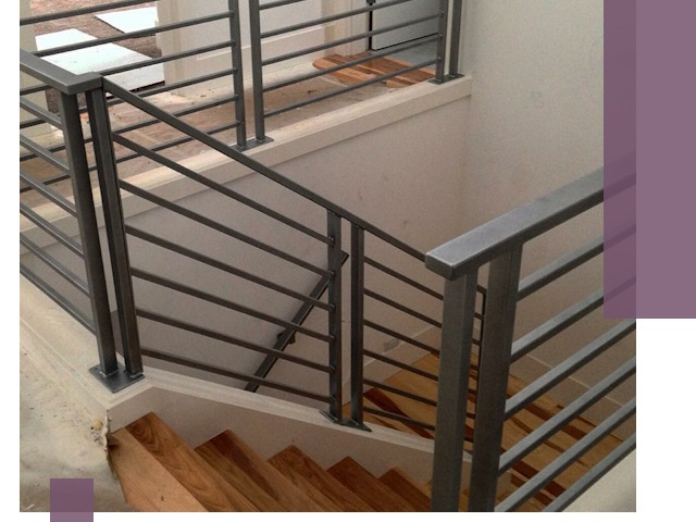 Изготовление поручней из металла и дерева в Краснокамске